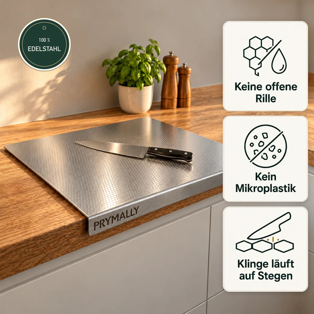 Prymally Schneidebrett aus Edelstahl auf der Arbeitsplatte